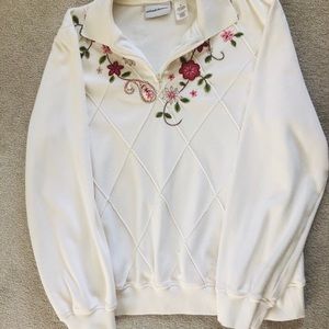 Alfred Dunner front zip collared sweatshirt